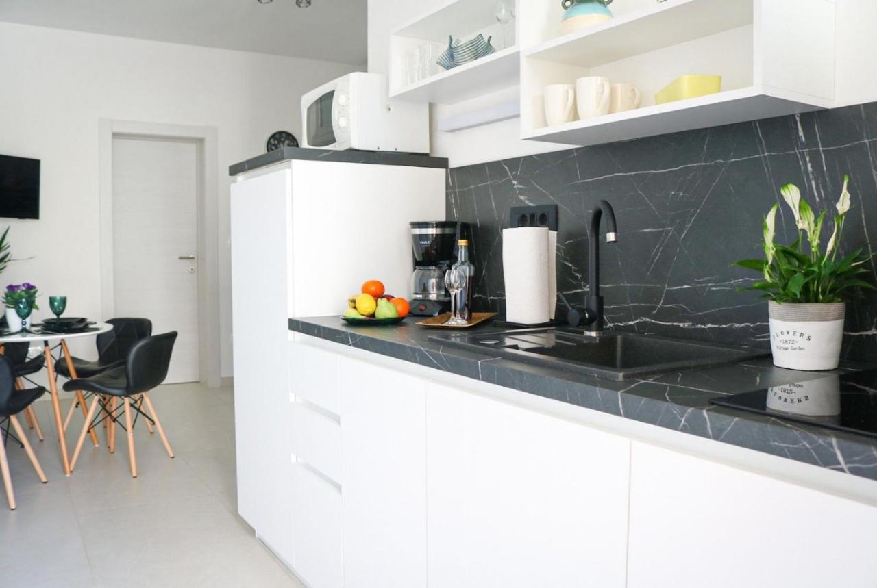 Cosmo Apartment Дубровник Экстерьер фото